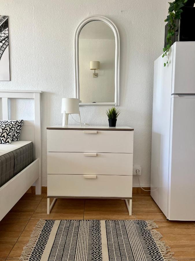 Comodoro Cristianos Beach Vivienda Vacacional Apartment Los Cristianos  Bagian luar foto