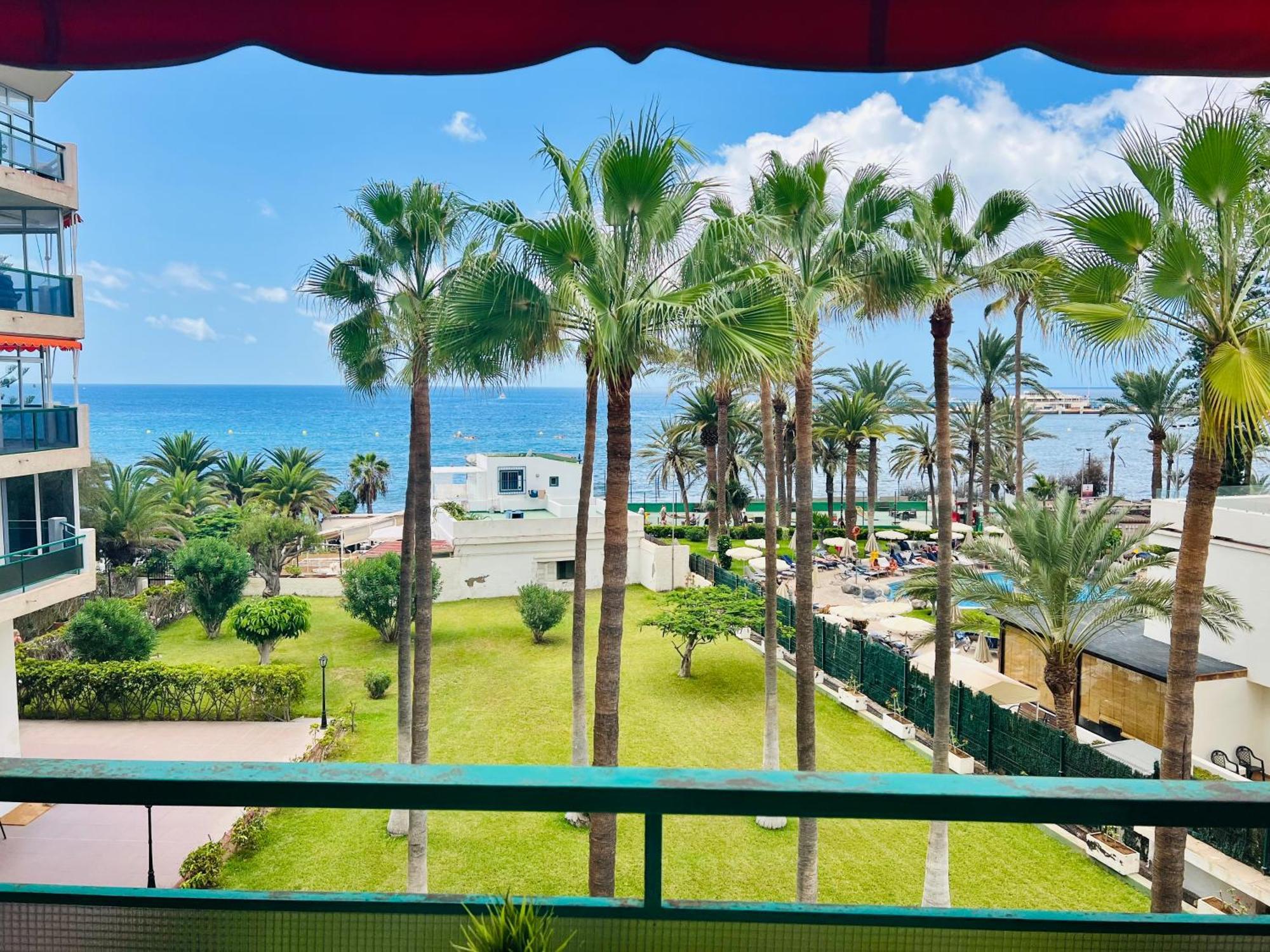 Comodoro Cristianos Beach Vivienda Vacacional Apartment Los Cristianos  Bagian luar foto